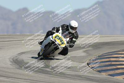 media/Oct-04-2025-CVMA (Sat) [[408bcdd6e4]]/Race 10-Amateur Supersport Middleweight/